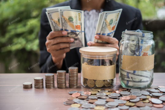 Self-Financing Funds